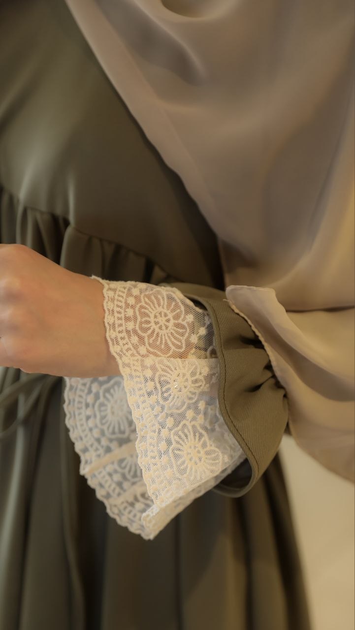 Dantel Manşetli Oversize Elbise