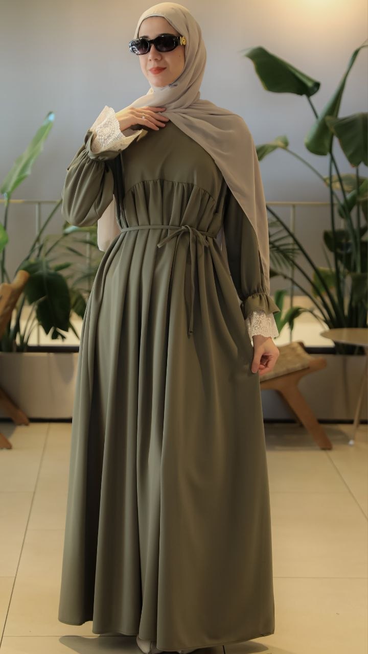 Dantel Manşetli Oversize Elbise